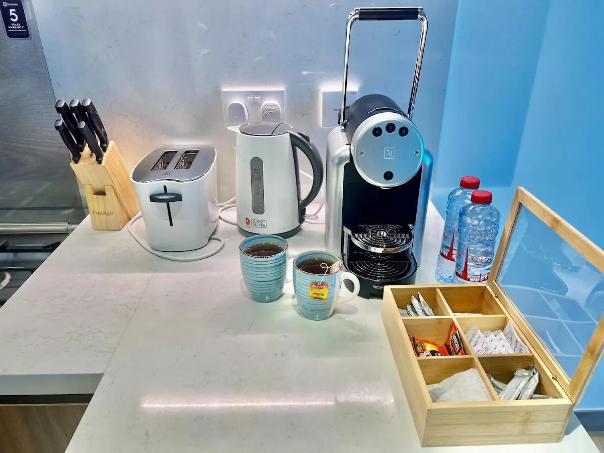 2 Bedrooms With Private Beach And Work Station Dubaj Apartman
